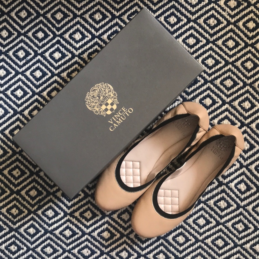 VINCE CAMUTO Ballet Flats ***NEW***